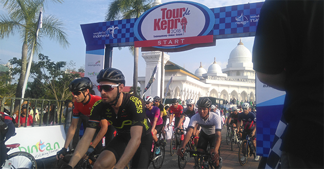 260 Pesepeda Internasional Ikut Barelang Classic – Tour De Kepri