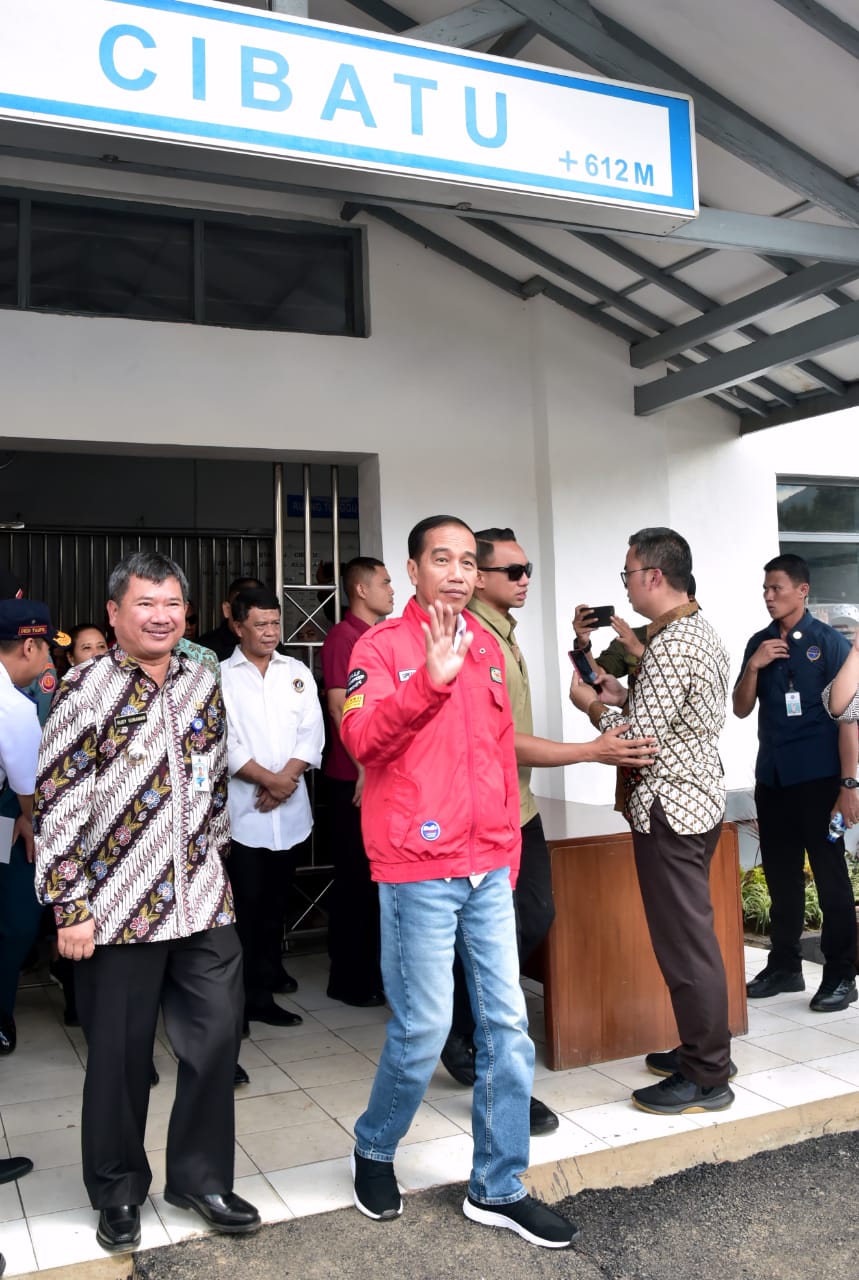 Presiden Tinjau Reaktivasi Jalur Kereta Cibatu-Garut