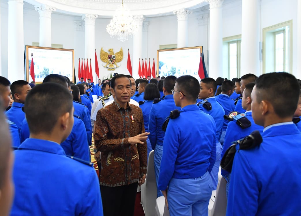 Jokowi Undang 371 Siswa SMA Taruna Nusantara ke Istana Bogor