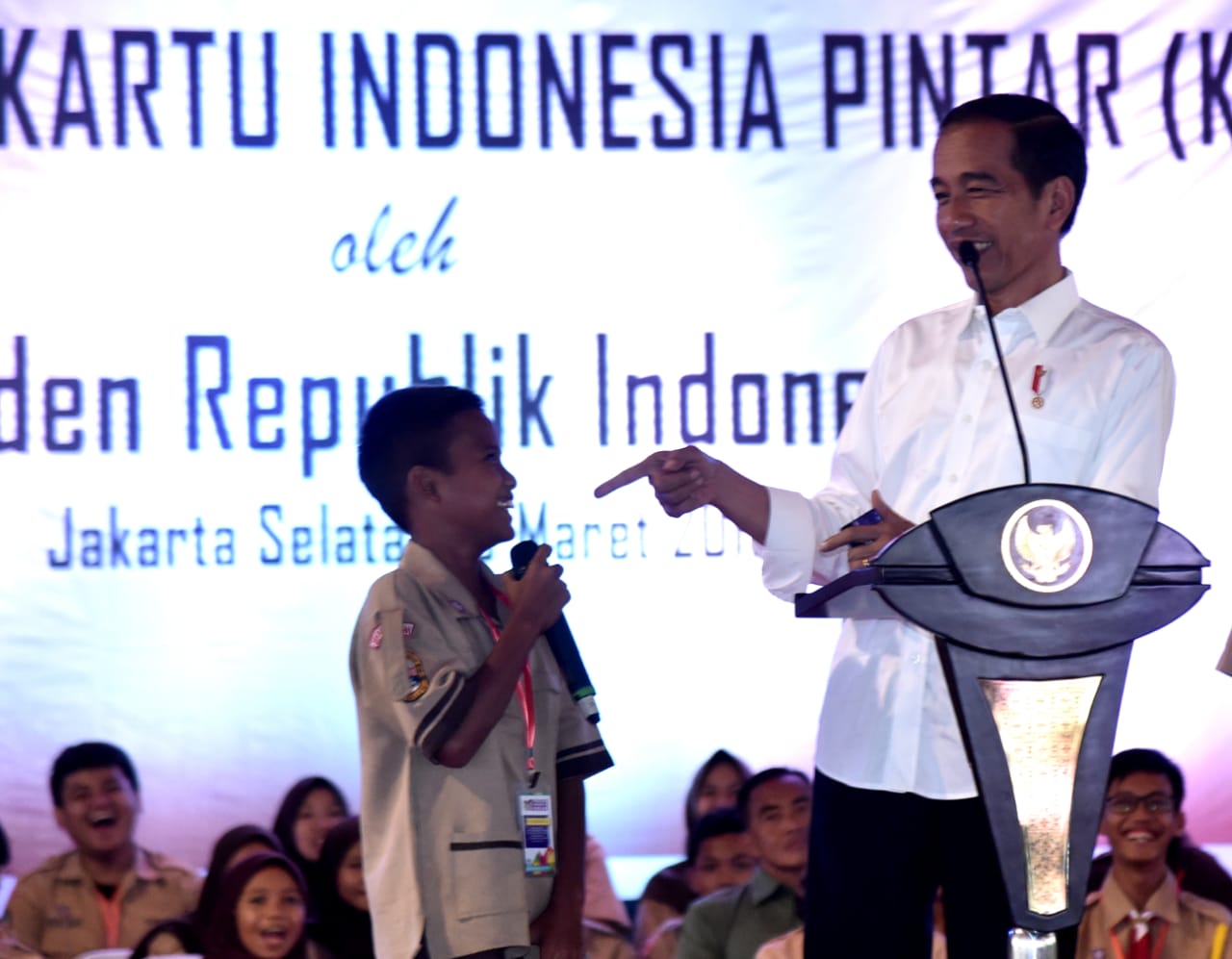 Presiden Jokowi: Manfaatkan Dana Bantuan PKH untuk Tumbuh Kembang Anak