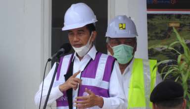 KAPOLDA KEPRI SAMBUT KEDATANGAN PRESIDEN REPUBLIK INDONESIA DALAM RANGKA KUNJUNGAN KERJA DI PULAU GALANG BATAM