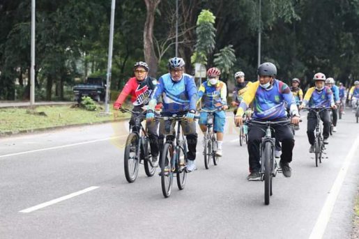 Jaga Imunitas Sembari Bersilaturahmi Jefridin Ikut Bersepeda Bersama OPD Kota Batam