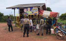 Polisi Pengamanan Penertiban APK pada Pilkada di 13 Titik Lokasi Wilayah Galang