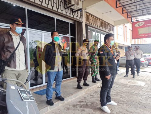 Masuk Hari Ke-15 Tahapan Kampanye, 21 Baliho dan 811 Spanduk Tak Sesuai Aturan di Tertibkan  Bawaslu Bintan