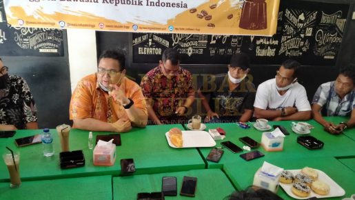 Ngopi Bareng Bersama Awak Media, Anggota Bawaslu Indonesia Bicara Tentang Netralitas ASN