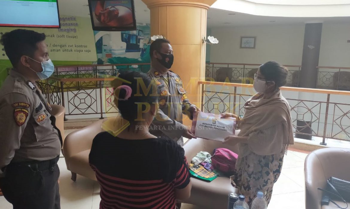 Polisi Korban Kecelakaan yang Dirawat di RS Awal Bross, Dapat Tali Asih dari Komandan