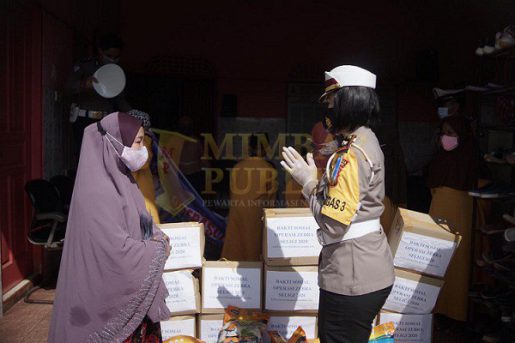 Jumat Barokah, Satlantas Polresta Barelang Berbagi Kasih ke Panti Asuhan At-Takwa