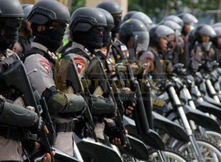 Polri Kerahkan Ribuan Polisi Jaga Demonstrasi Mahasiswa di depan Istana Merdeka