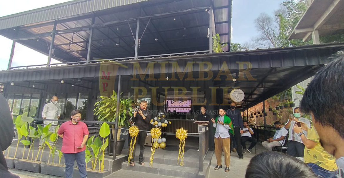 Wajib Coba! Ada Tempat Nongkrong Baru, Cetroo Coffee dan Roti Bakar Meneer Buka di Batam