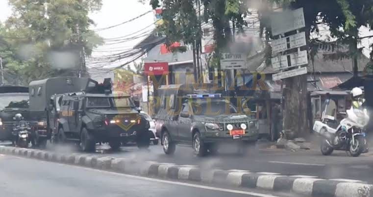 Viral! Satuan Khusus TNI Unjuk Kekuatan di Markas FPI