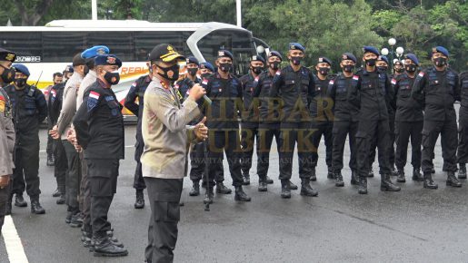 Personil Satbrimob dan Ditsamapta BKO Polda Metro Jaya Diberi Motivasi oleh Kapolda Kepri