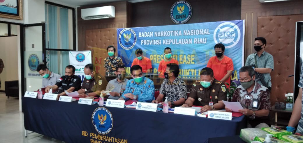 BNNP Kepri Musnahkan 4 Kilogram Sabu dari Tangan 3 Tersangka