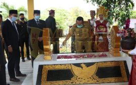Pjs. Bupati Lampung Selatan, Hadiri Haul Pahlawan Nasional Radin Inten II ke-164