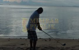 Golf Permainan Orang Kaya, Namun Tidak Bagi Midi