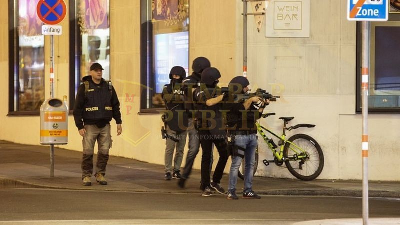 Breaking News! Baku Tembak Masih Terjadi di Jalanan Kota Wina, Austria