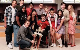 Mantan Pemain Glee Galang Dana untuk Hormati Naya Rivera