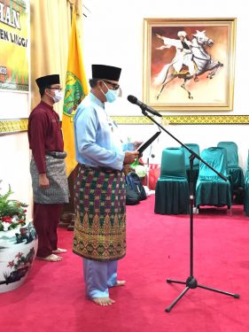 Pjs. Bupati Lingga Juramadi Esram Mengukuhkan 24 Anggota F-BPD 2020-2024