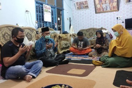 Ketua DPRD Pekanbaru Kunjungi Rumah  Korban Sriwijaya Air SJ182