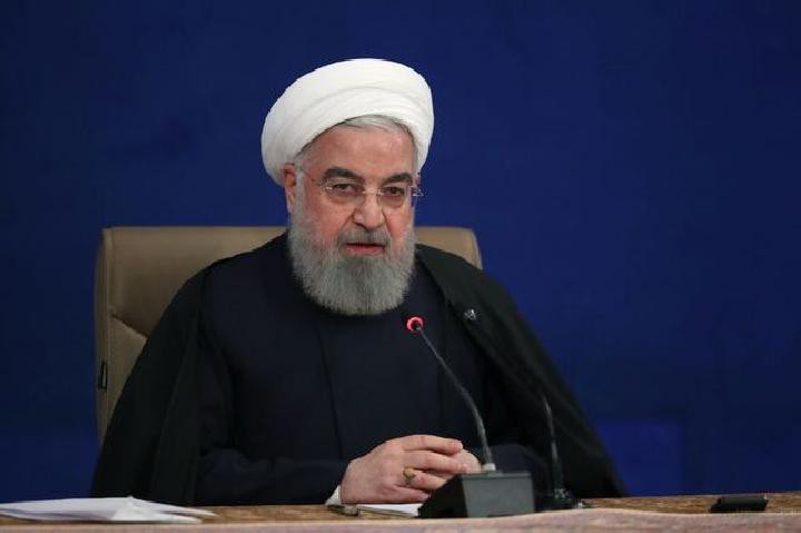 Hassan Rouhani: Perusahaan Asing  Dilarang Melibatkan Warga Iran Dalam Uji Coba vaksin COVID-19