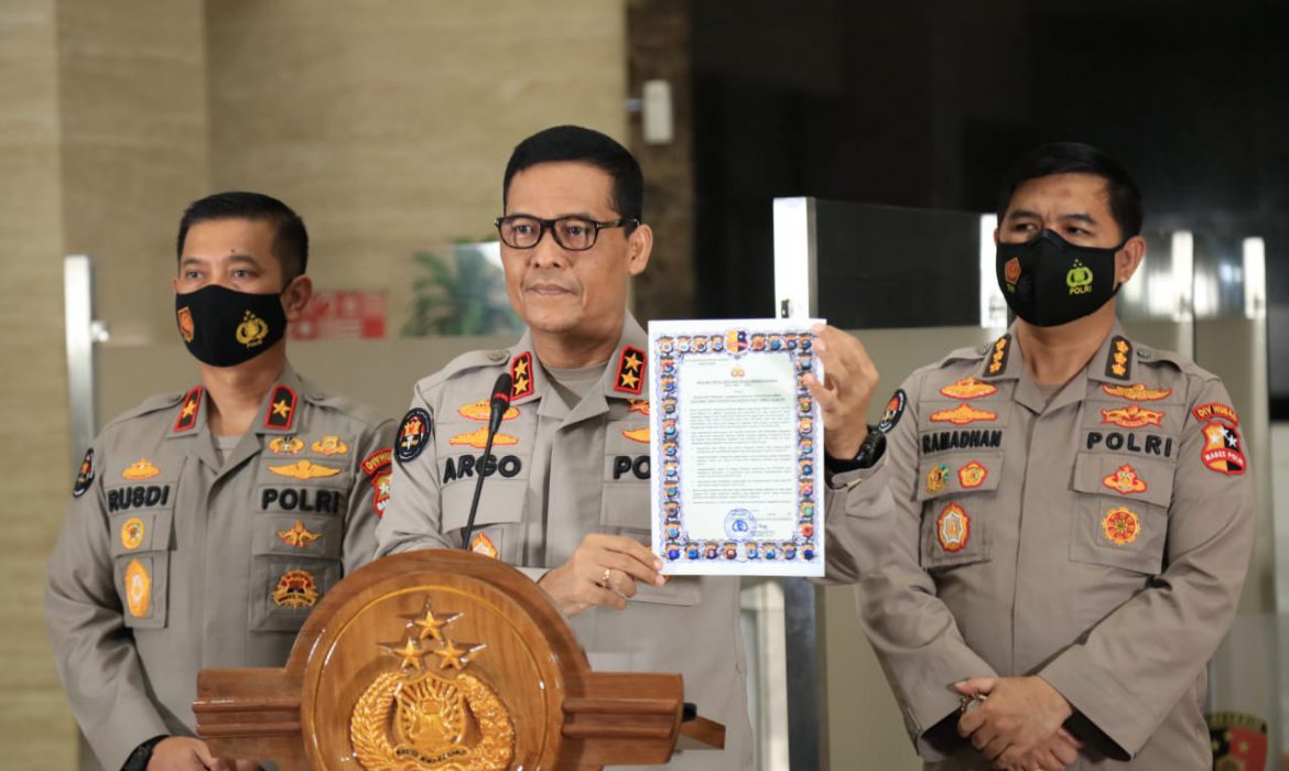 Kapolri Terbitkan Maklumat Larangan Kegiatan dan Atribut FPI