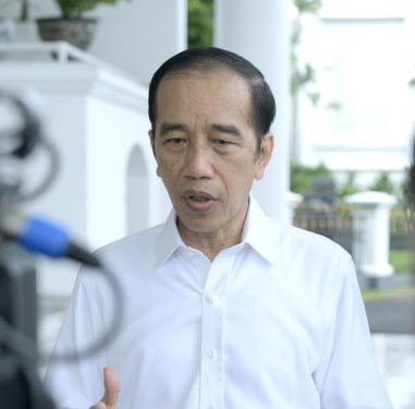 Presiden Jokowi Sampaikan Dukacita atas Musibah Sriwijaya SJ182