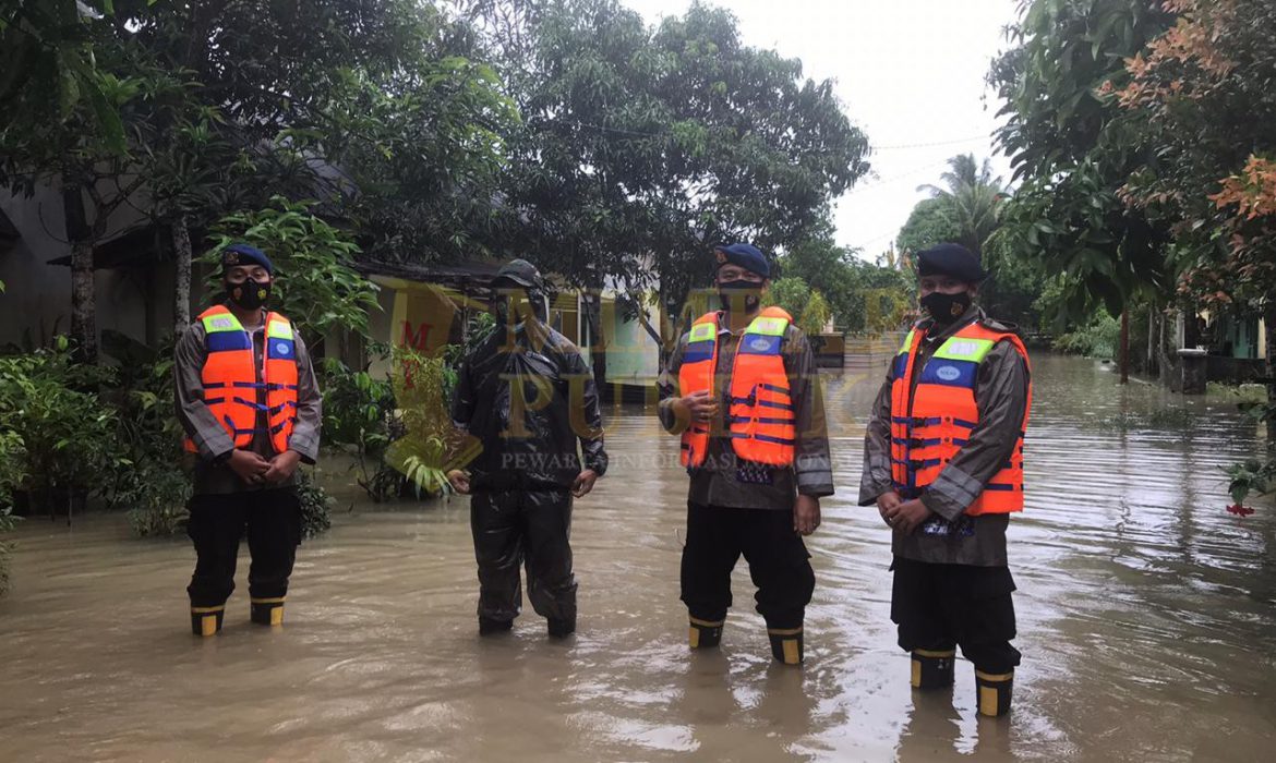 Gerak Cepat Antisipasi Banjir, Danramil 02 Batam Apresiasi Patroli Tim SAR Brimob Polda Kepri