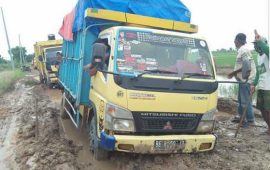 Berharap Masyarakat Sabar, Semua Jalan akan Diperbaiki Dinas PUPR Mesuji