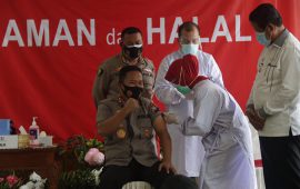Kapolda Irjen Pol Aris Budiman Ikuti Pencanangan Vaksinasi Covid-19 di Kepulauan Riau