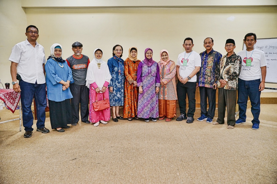 Komjen Listyo Sigit Alumni yang Peduli Guru dan Sekolahnya