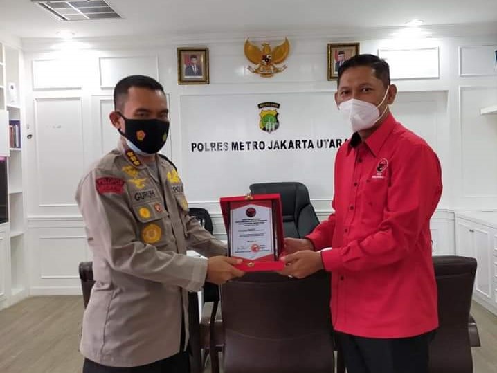 Wujudkan Situasi Kondusif, Jajaran DPC PDIP Jakarta Utara Sambangi Kapolres