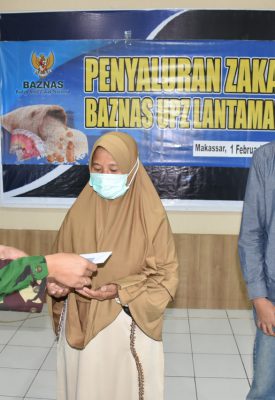 Penyaluran zakat dan infaq Baznas UPZ Lantamal IV Makassar