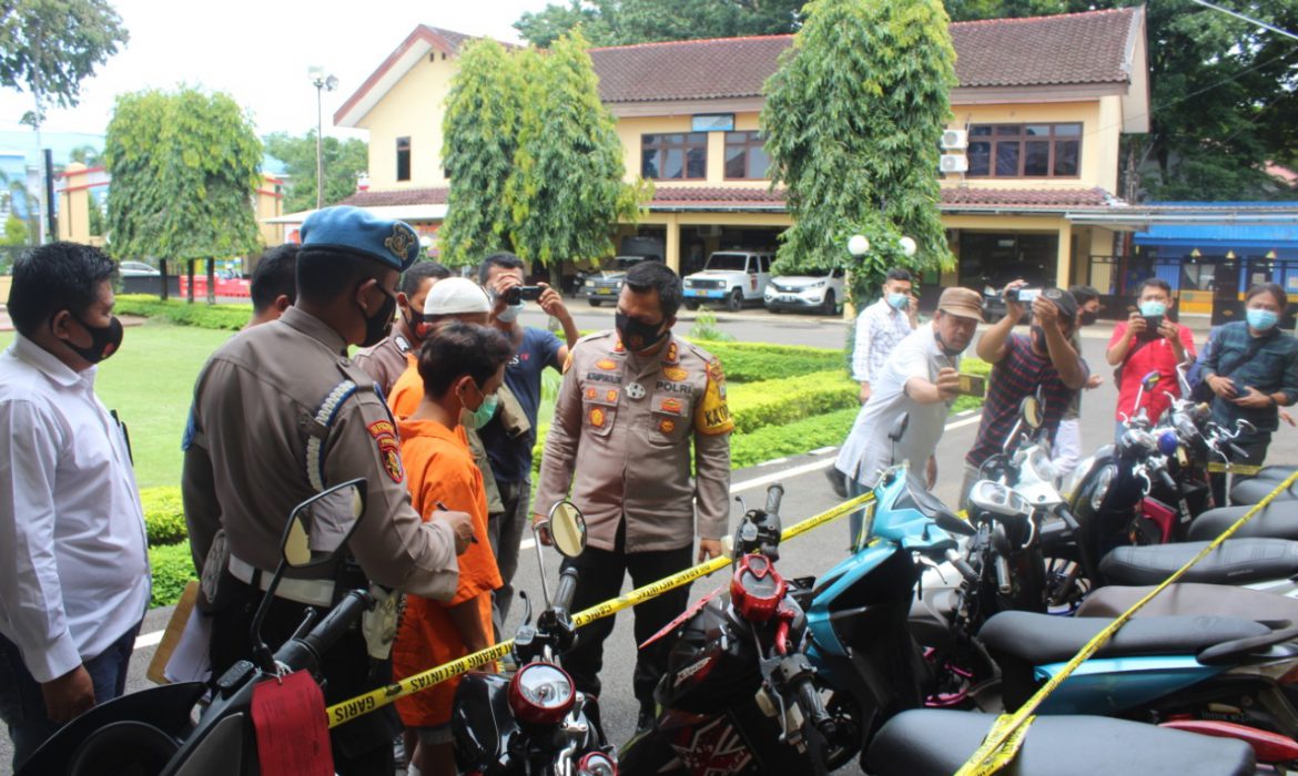 Tim Jatanras Polres Maros dan Tim Gabungan Polsek Moncolloe Berhasil Membekuk Dua Pencuri Sepeda Motor