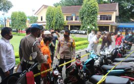 Tim Jatanras Polres Maros dan Tim Gabungan Polsek Moncolloe Berhasil Membekuk Dua Pencuri Sepeda Motor