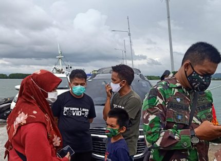 Dikawal Selama Dua Hari, Akhirnya Vaksin di Pulau Sailus Pangkep Tiba