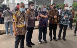Presiden Jokowi: Awak Media Sering Interaksi dengan Publik Wajib Diberi Vaksin Covid-19