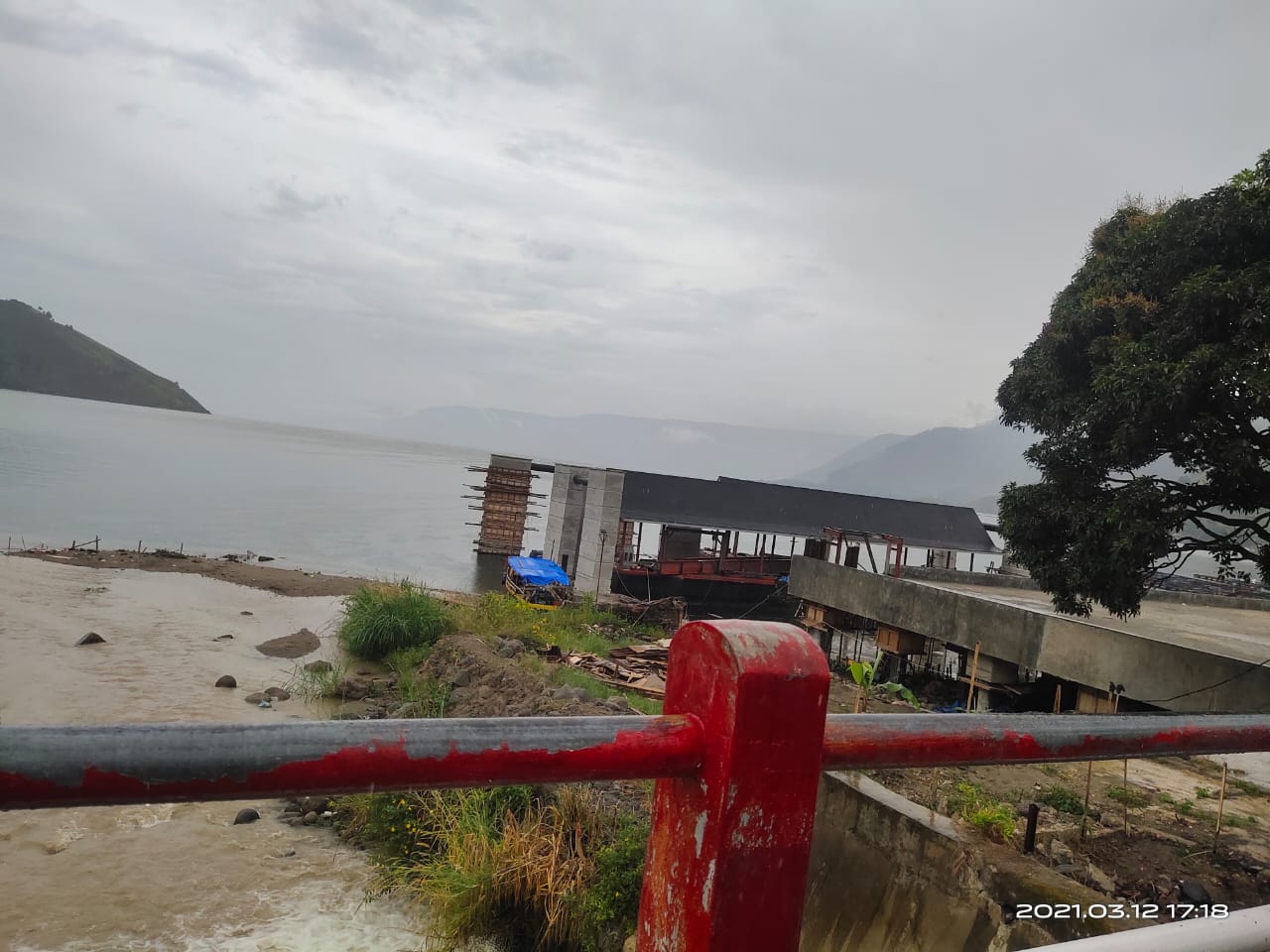 Pembangunan Dermaga Desa Tongging