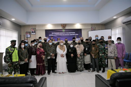 Marlin dan Rahma, Duduk Berdampingan di Kantor Lurah Kp. Baru