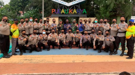 Sertifikasi Selam Dit Polair Korpolairud Baharkam Polri di Pulau Karya