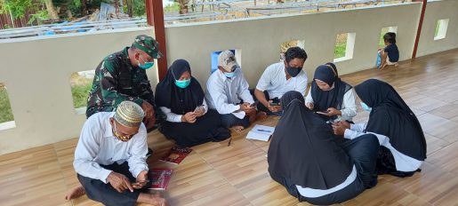 Danramil Kep. Seribu Monitor Kegiatan Paket C di Pulau Sabira