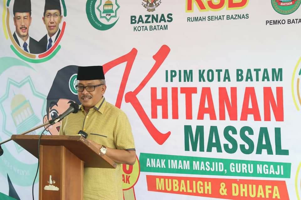 Pemko Batam Apresiasi Ikatan Persaudaraan Imam Masjid Gelar Khitanan Massal