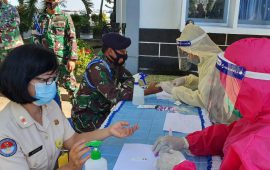 Rapid Anti Body Massal Kepada Seluruh Pejabat dan Personel Dilakukan di Halaman Parkir Mako Lantamal Vl Makassar