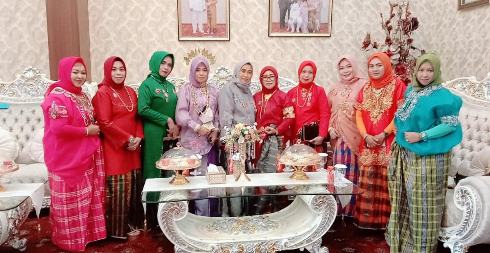 Srikandi Majelis Kerukunan Tomanurung Maros Siapkan Kegiatan Sedekah Jumat Berkah, Ini Harapan Ketum MTK Maros