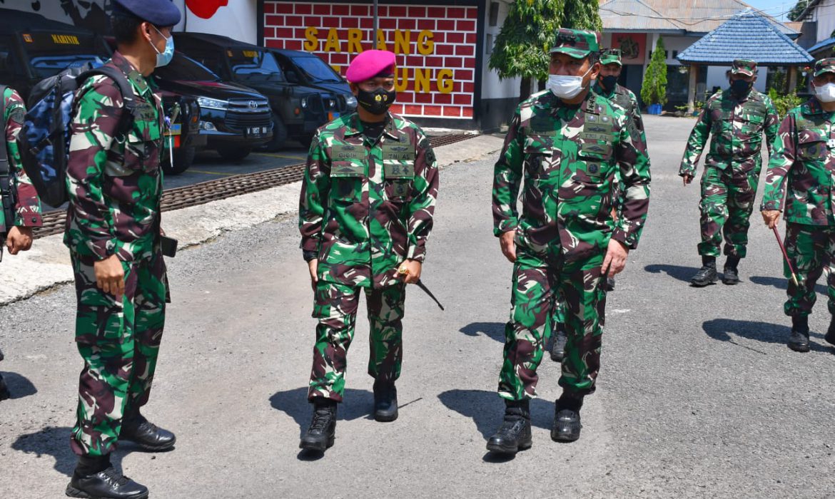 Ini Tujuan Wakil Kepala Staf Angkatan Laut Kunjungi Markas Sarang Petarung Yonmarhanlan VI Makassar