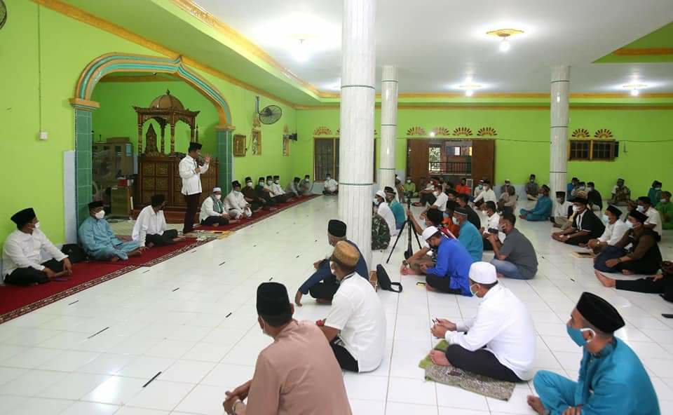 Awali Safari Ramadhan 1442 Hijriah, Rudi Sambangi Pulau Pecong dan Pulau Kasu