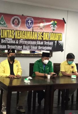 Gambar berita komprensi Pers yang menyebut organisasi GKPI dengan logo GAMKI, namun paling kanan dalam gambar Ketua DPD GAMKI DKI Jakarta Jhon Roy Siregar | Foto: Istimewa