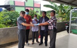 Perutusan Masyarakat yang Menguasai Lahan Bukit Cincin Menyerahkan Dokumen ke FKMTI Kepri