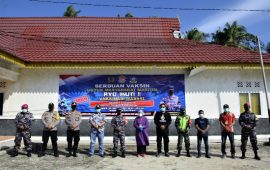 Masyarakat Pulau Terluar Mapur Mendapat Serbuan Vaksin Covid-19 dari TNI AL