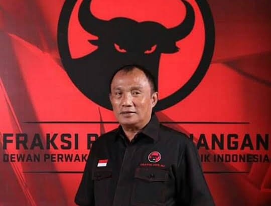 Effendi Sianipar Minta Masyarakat Bersatu Lawan Pandemi