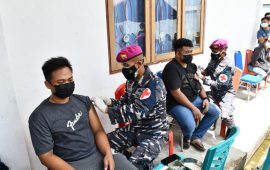 Masyarakat Maritim Terima Serbuan Vaksinasi dari Posmar 3 dan TNI AL