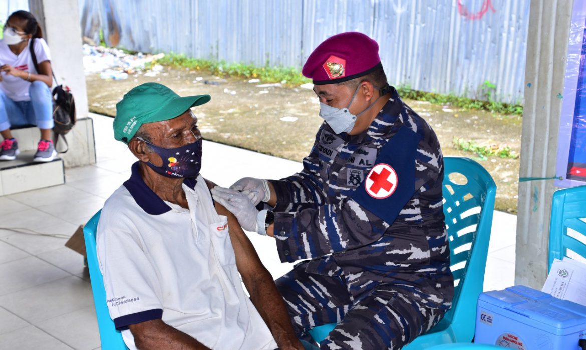 Perangi Covid-19, Korps Marinir TNI AL Laksanakan Program Vaksinasi Massal